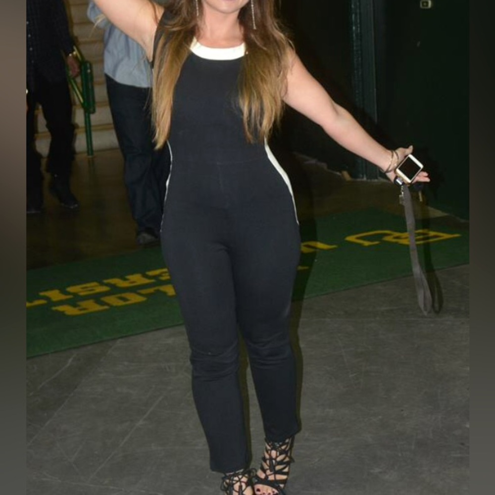 Black and white boatneck sleeveless jumpsuit